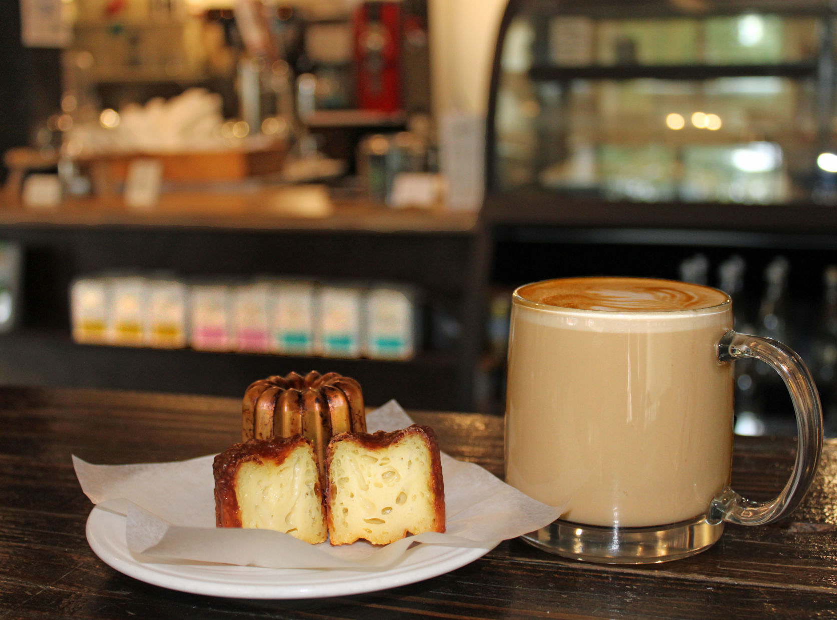 Nov 2021 Foret FLG 16 Caneles de Bordeaux Latte.jpg